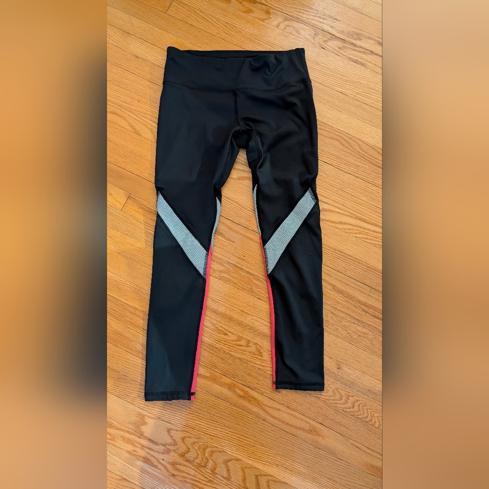 Noli Dynamic Black and Gray Leggings